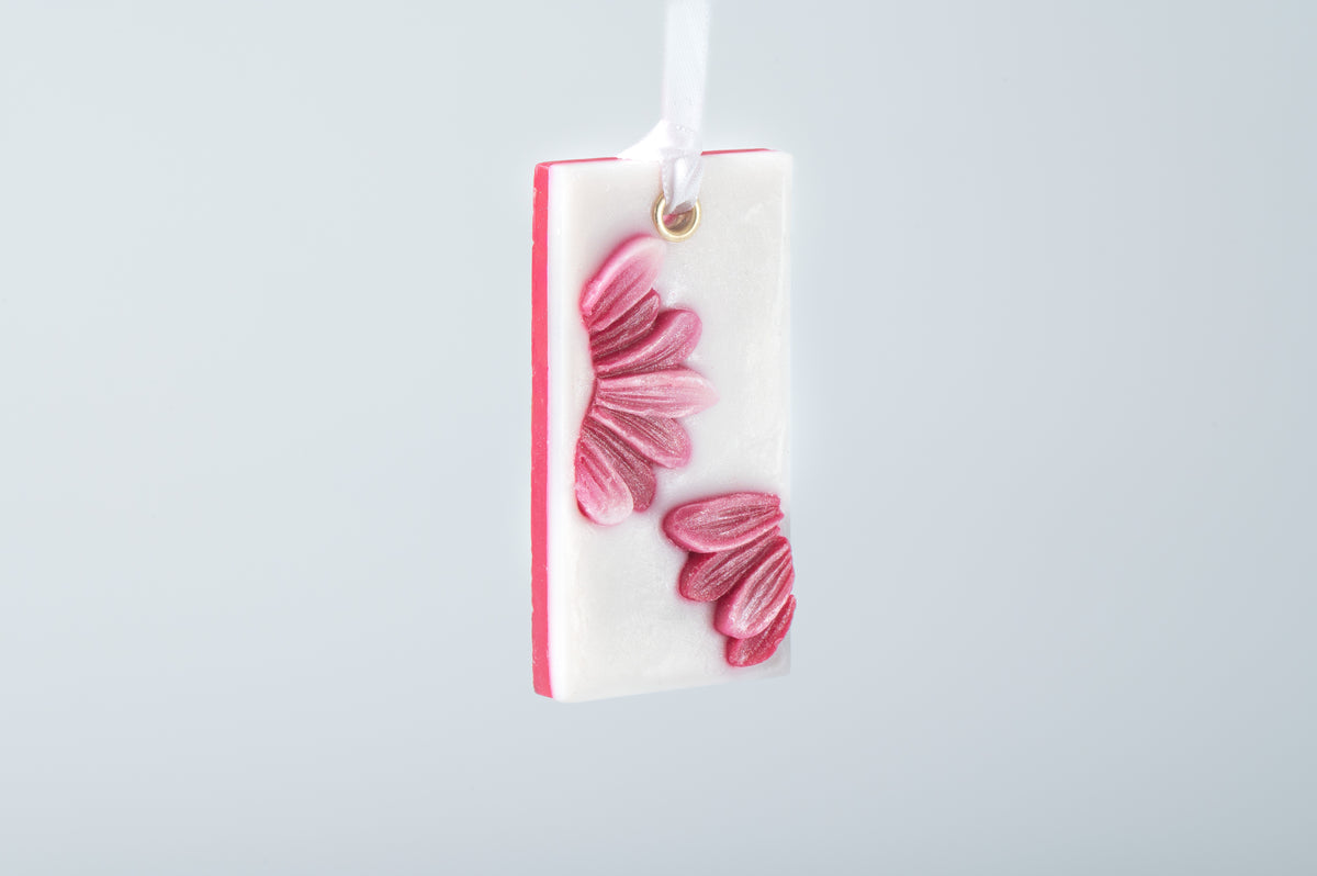 Odorizant parfumat decorativ Flora Scent Red din ceară naturală, cu inserții florale roz