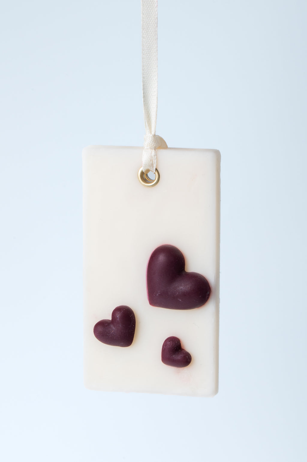 Odorizant parfumat decorativ Belle Hearts suspendat, design elegant cu inimioare